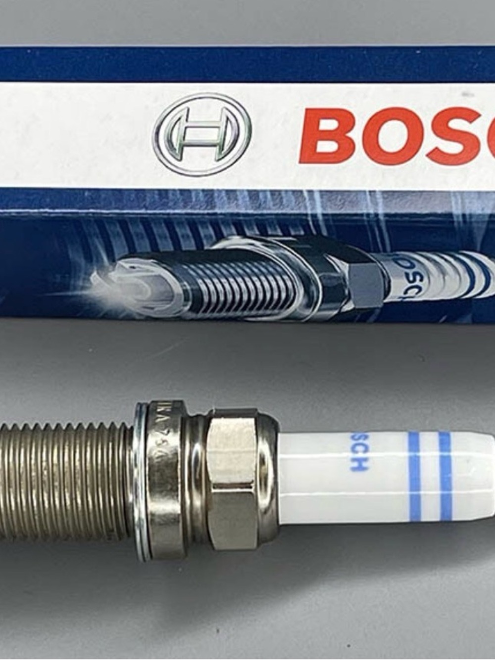 Blue & White Spark Plug — High-Performance Ignition